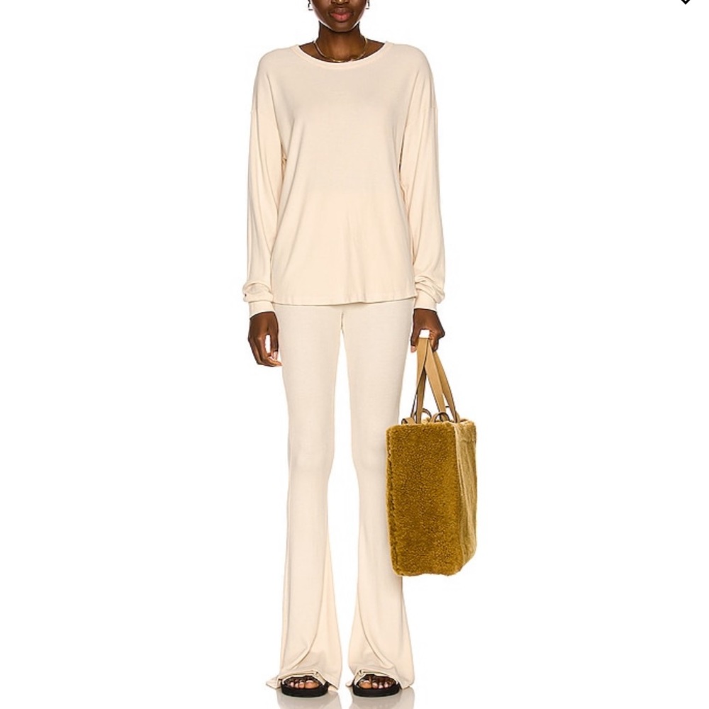 YEAR OF OURS
Thermal Flare Pant in white